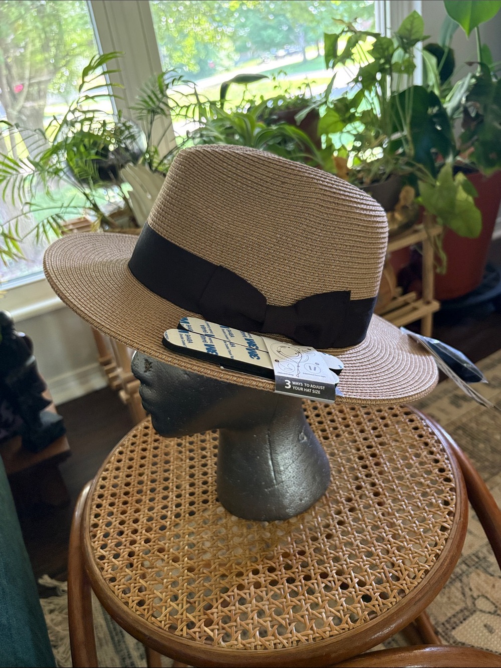 NWT Joywant Kyle Panama hat with sun protection. Size M